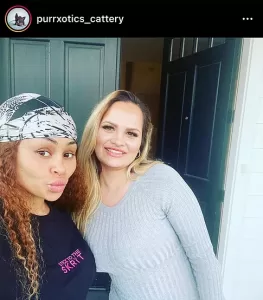 Purrxotics Sphynx kitten customer with Ana Gomez